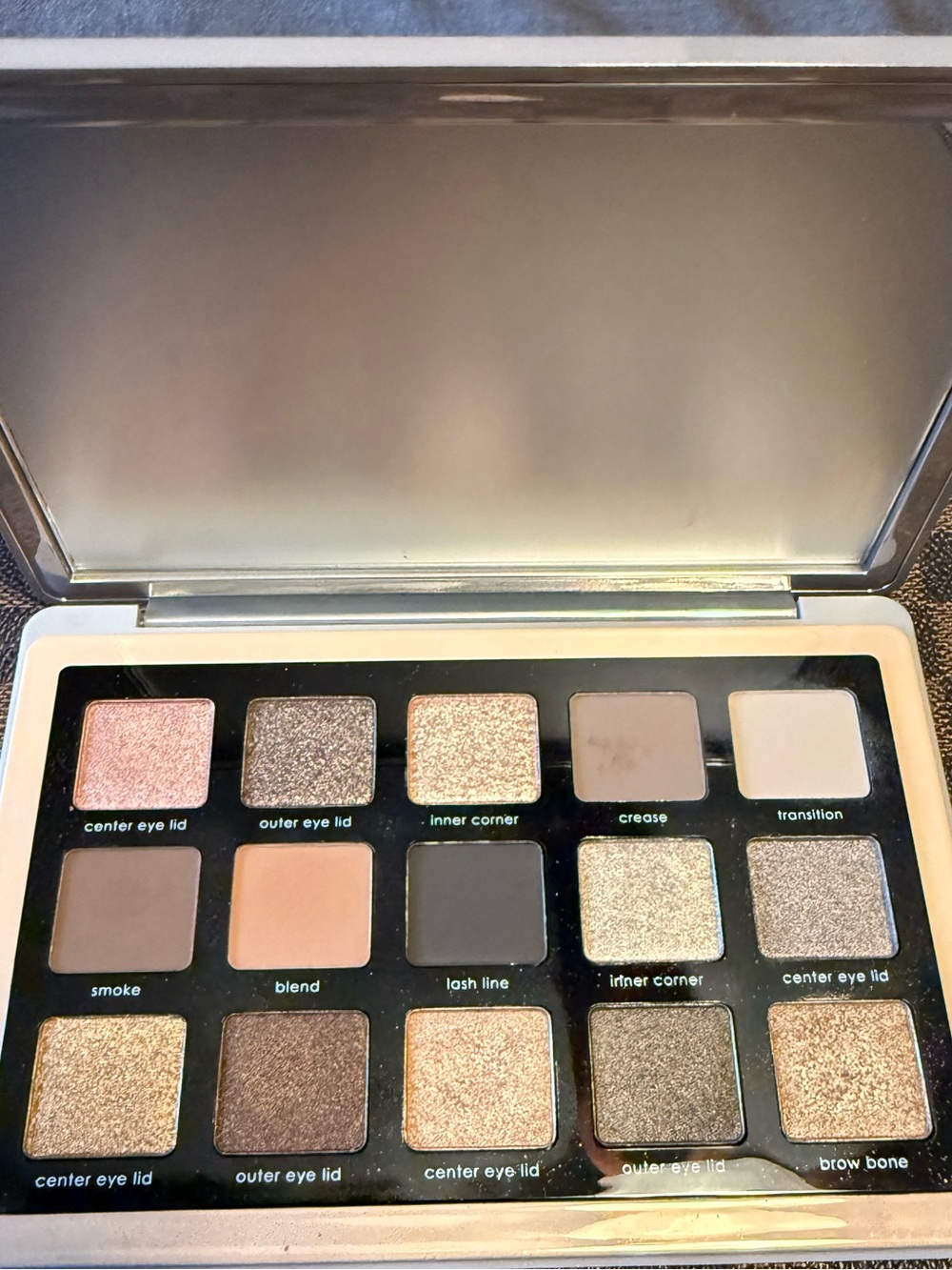 Shimmer & Matte Neutral Eyeshadow Palette - Cool Taupe and Champagne Shades